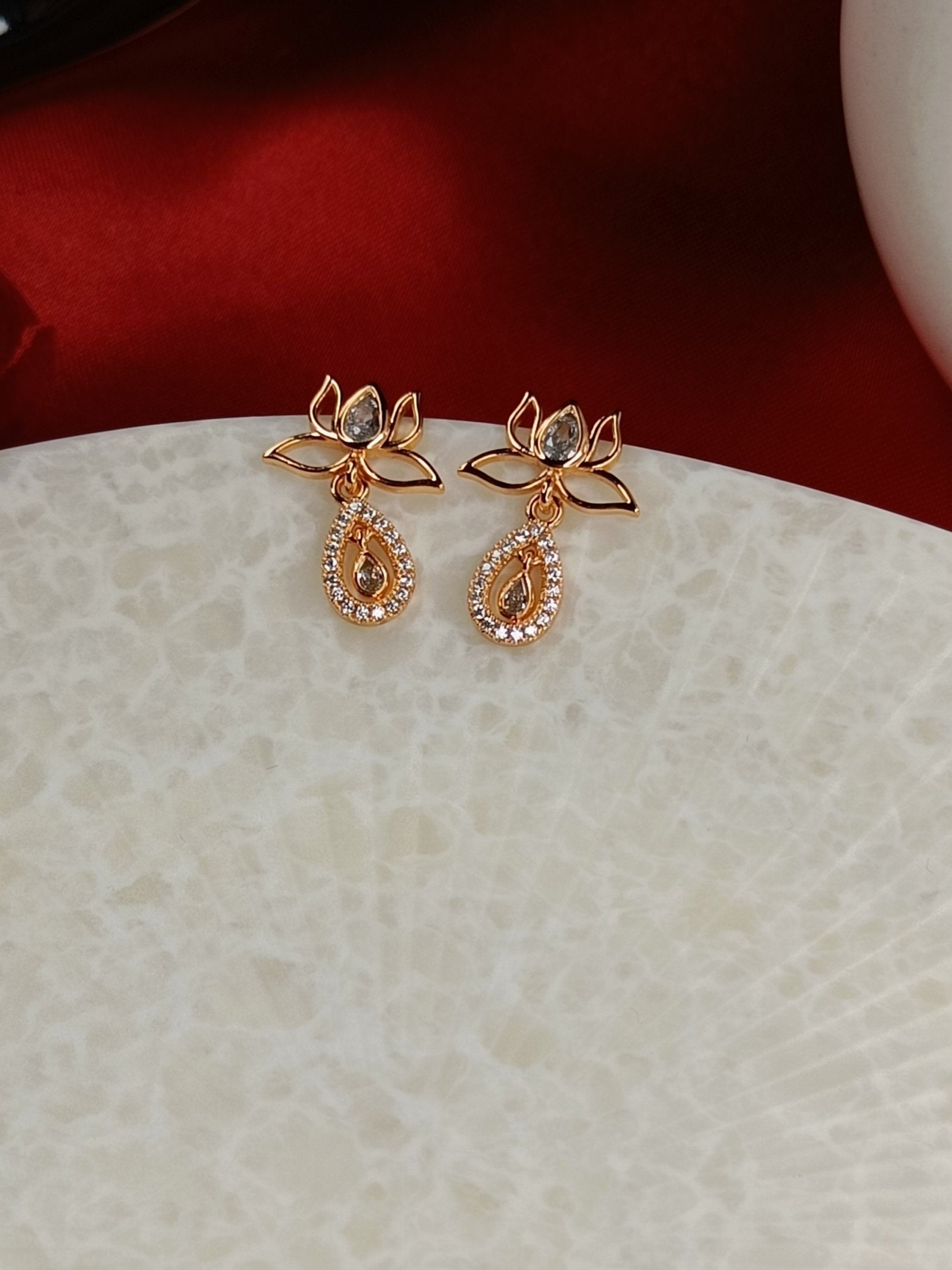 RoseGold Earrings & Studs