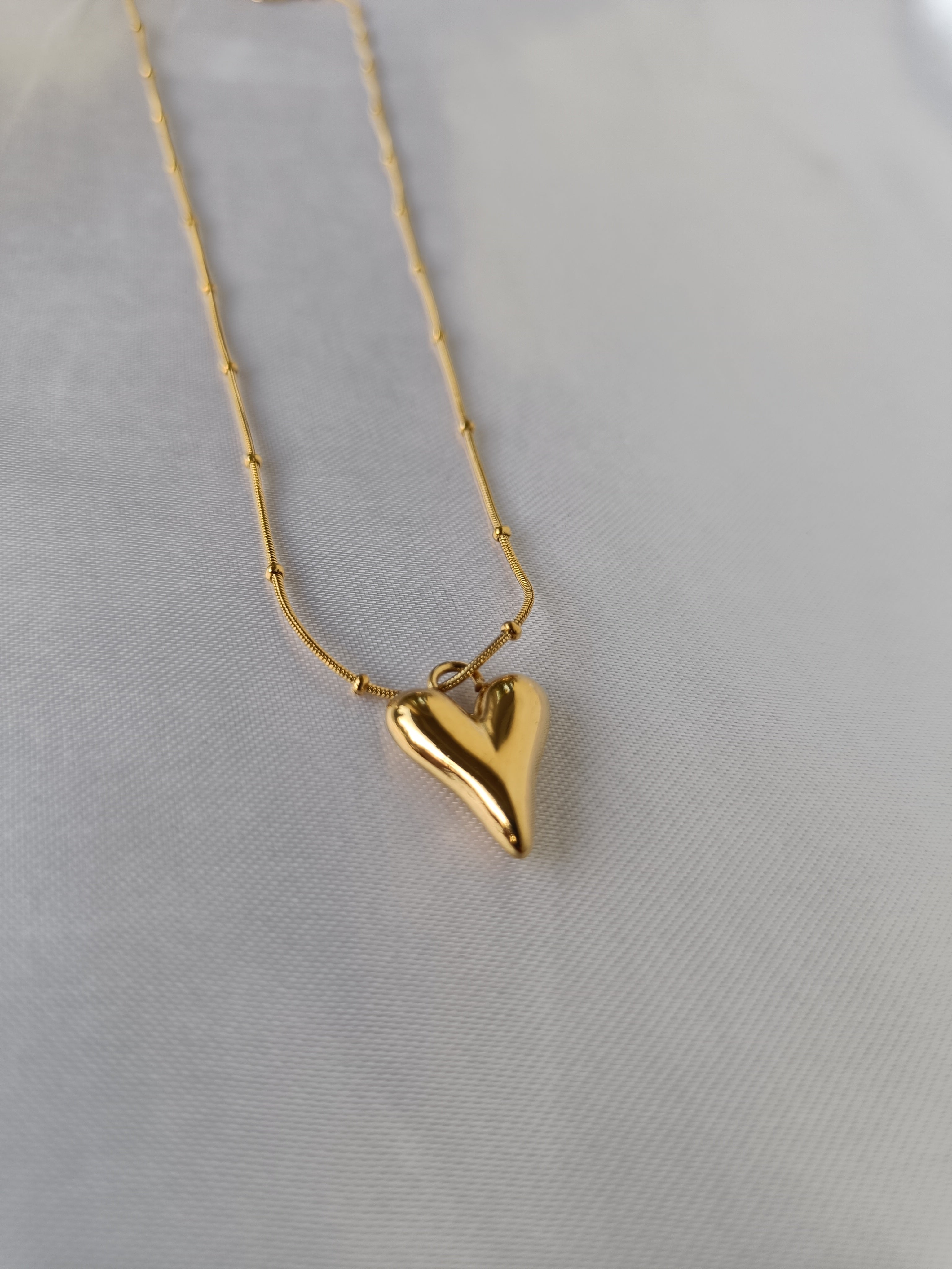 Golden Heart Chain n Pendant
