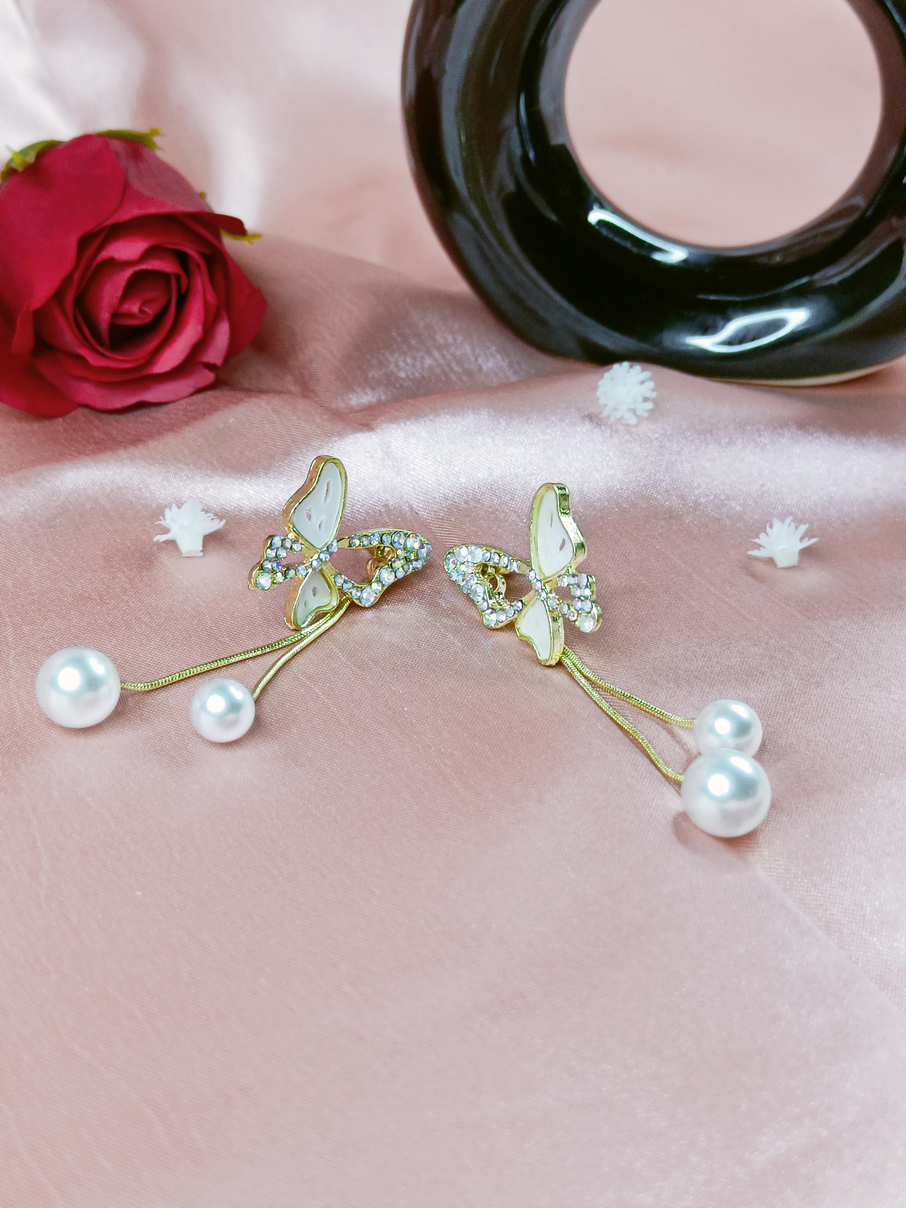 Detachable White Butterfly Pearl Earrings